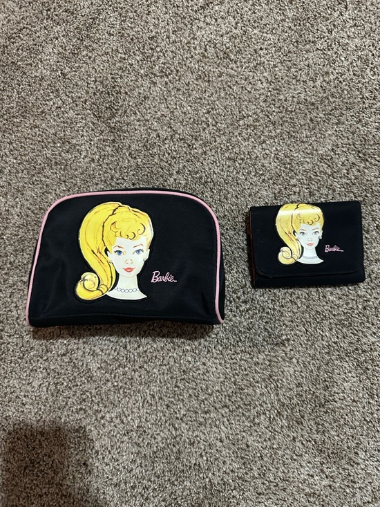 Barbie Other - Girls Barbie vintage Black & Pink Cosmetic Pouch and Wallet Set
